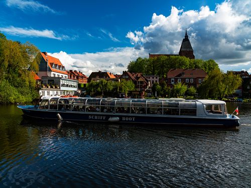 MS Till auf dem Möllner Stadtsee